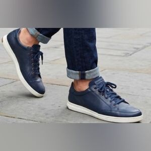 COLEN HAAN SIZE 8.5  Navy Leather Low-Top Sneakers with White Sole